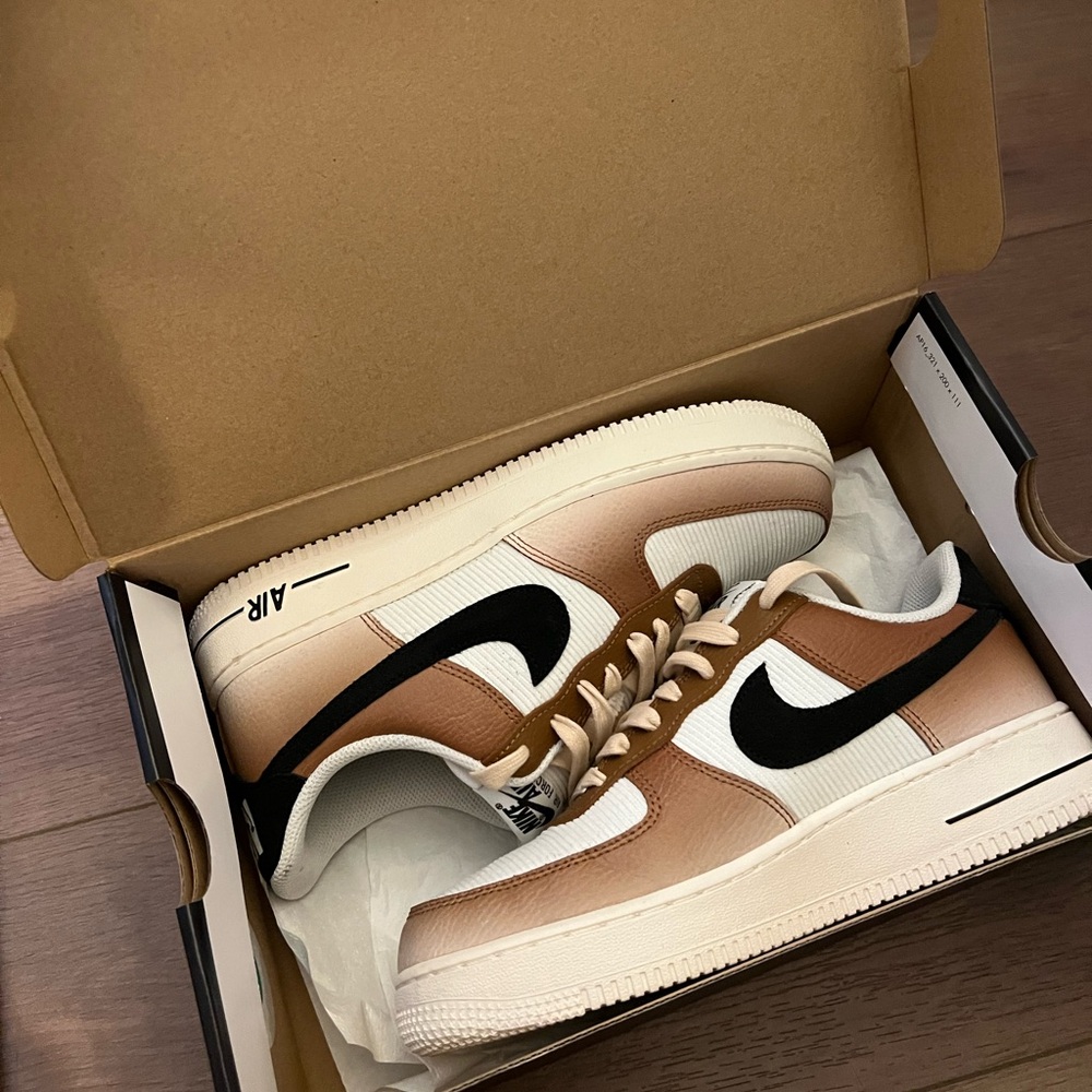 Nike Air Force 1 07 - Black Box
